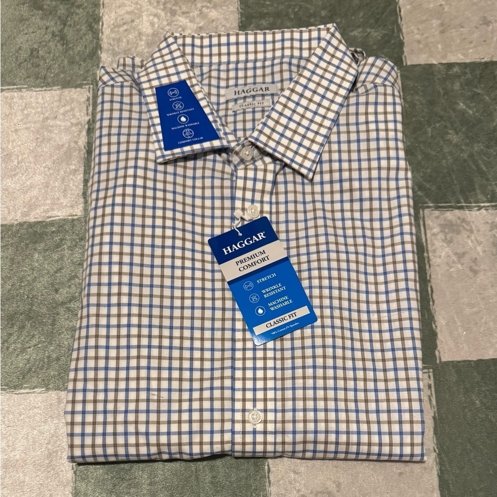 NWT Haggar Men's Classic Checkered Shirt